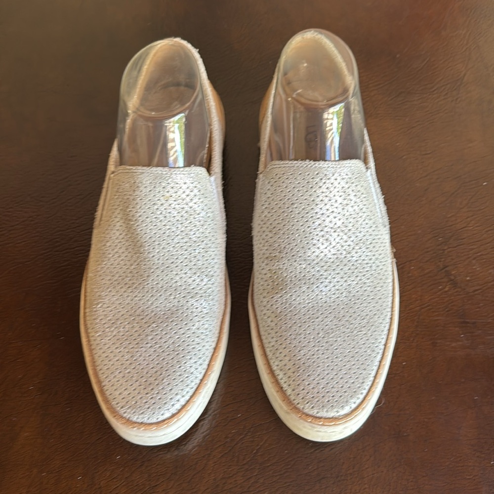 Ugg Adley Silver Slip On Sneaker - Picture 3 of 9